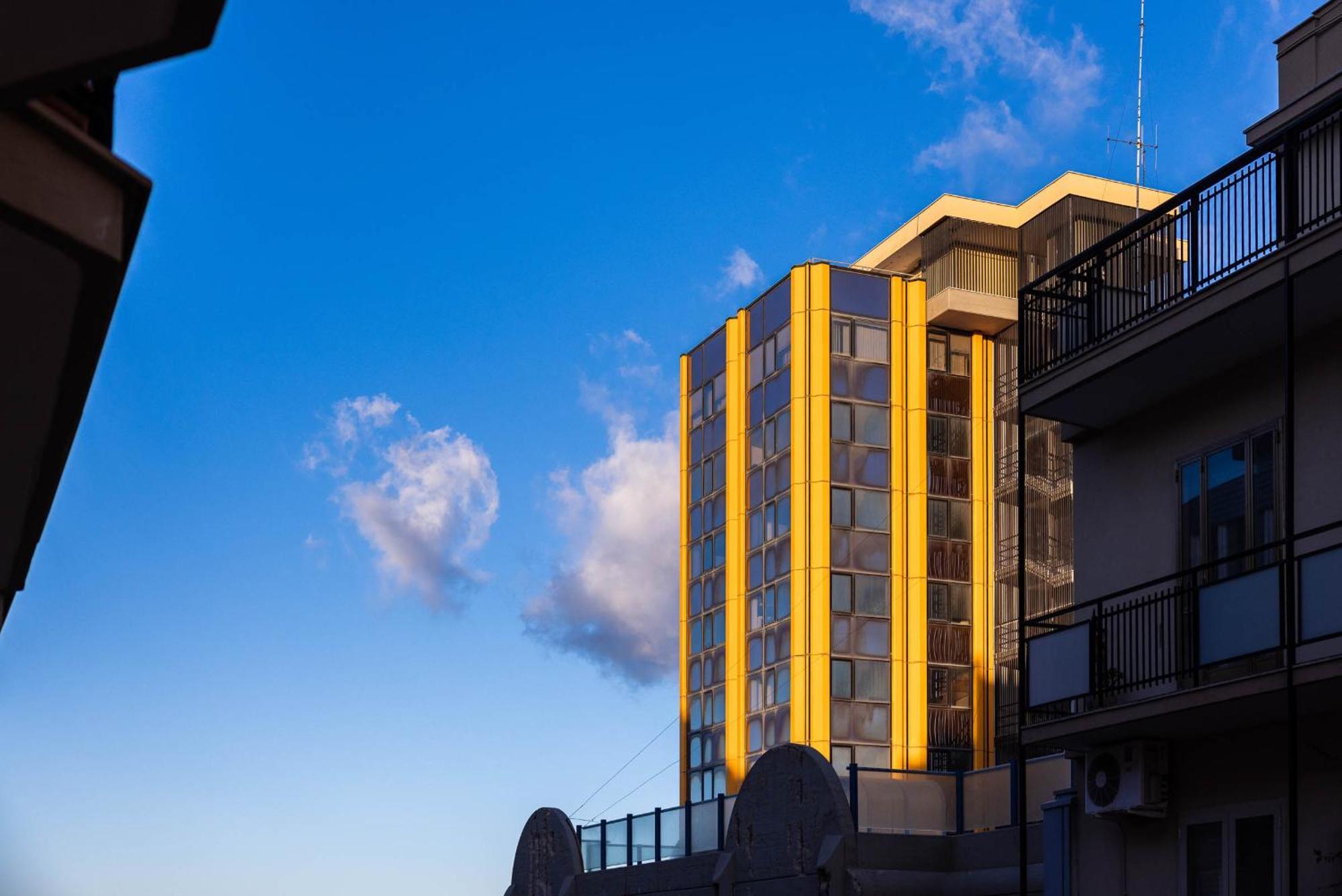 Casa Dei Visionari - Mare Apartment Bari Luaran gambar